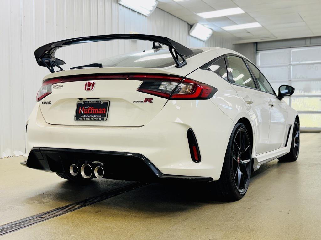 new 2025 Honda Civic Type R car