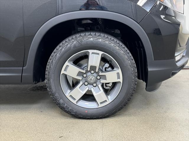 new 2024 Honda Ridgeline car, priced at $43,590