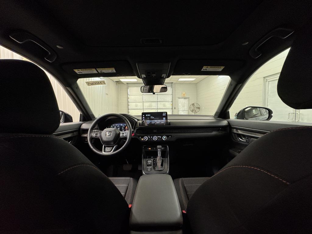 new 2026 Honda CR-V Hybrid car, priced at $38,675