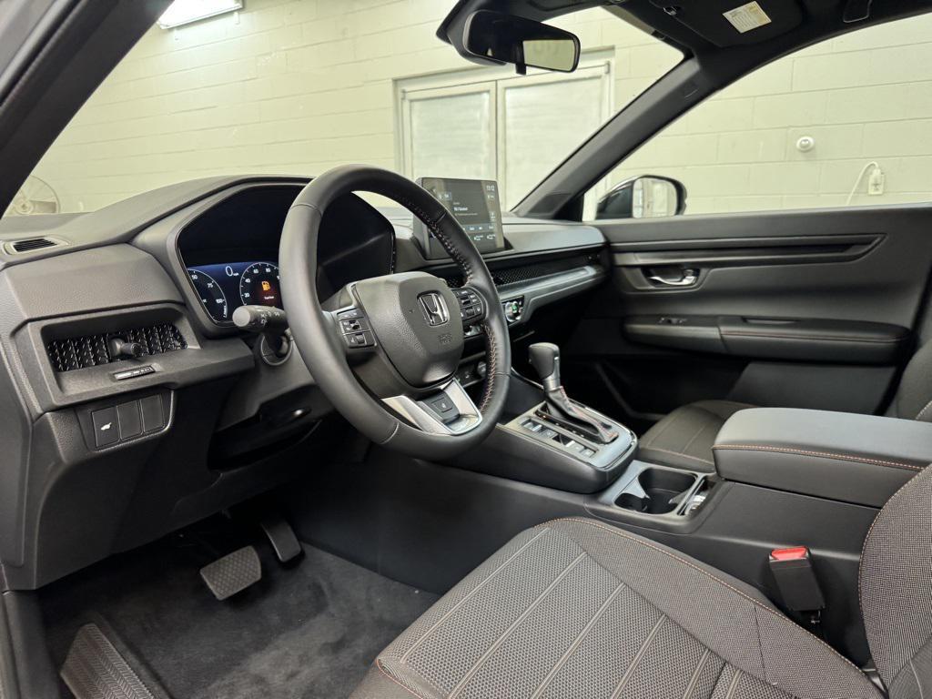 new 2026 Honda CR-V Hybrid car, priced at $38,675