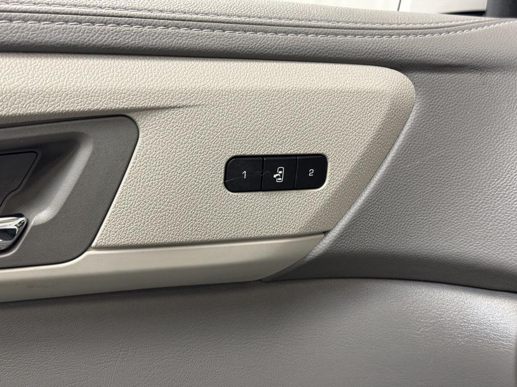used 2017 Chevrolet Traverse car, priced at $16,401