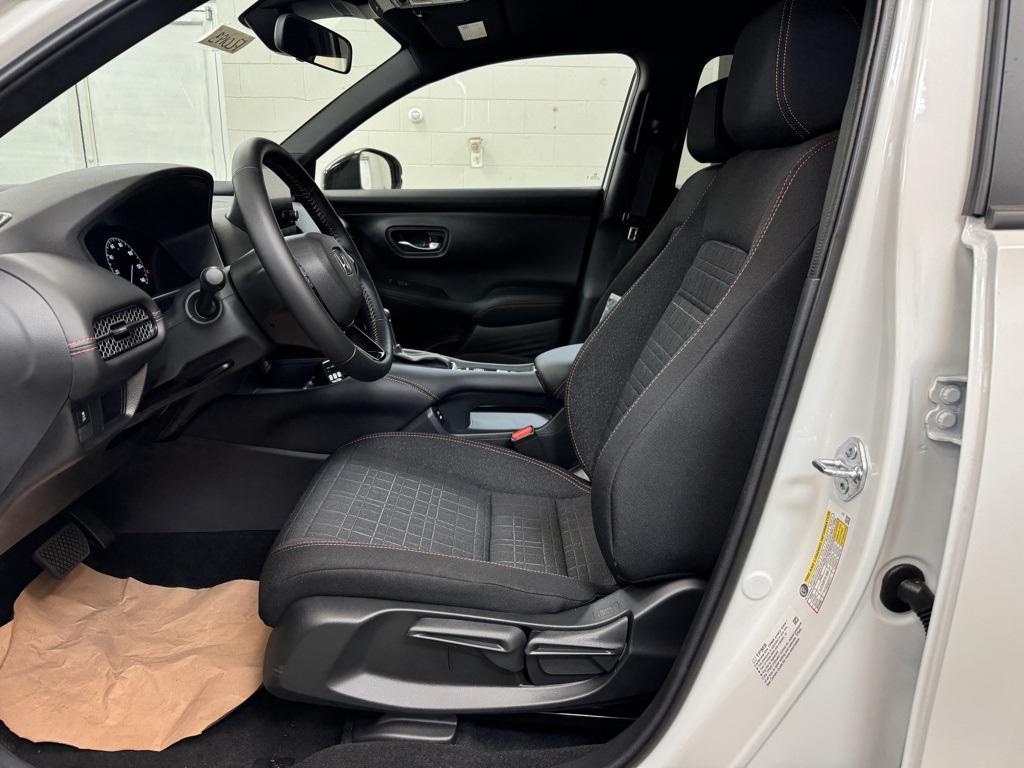 used 2025 Honda HR-V car, priced at $28,797