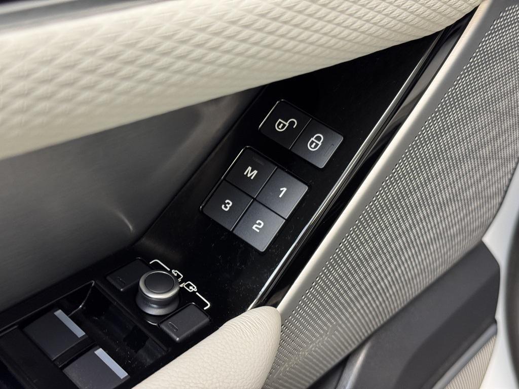 used 2018 Land Rover Range Rover Velar car, priced at $17,797
