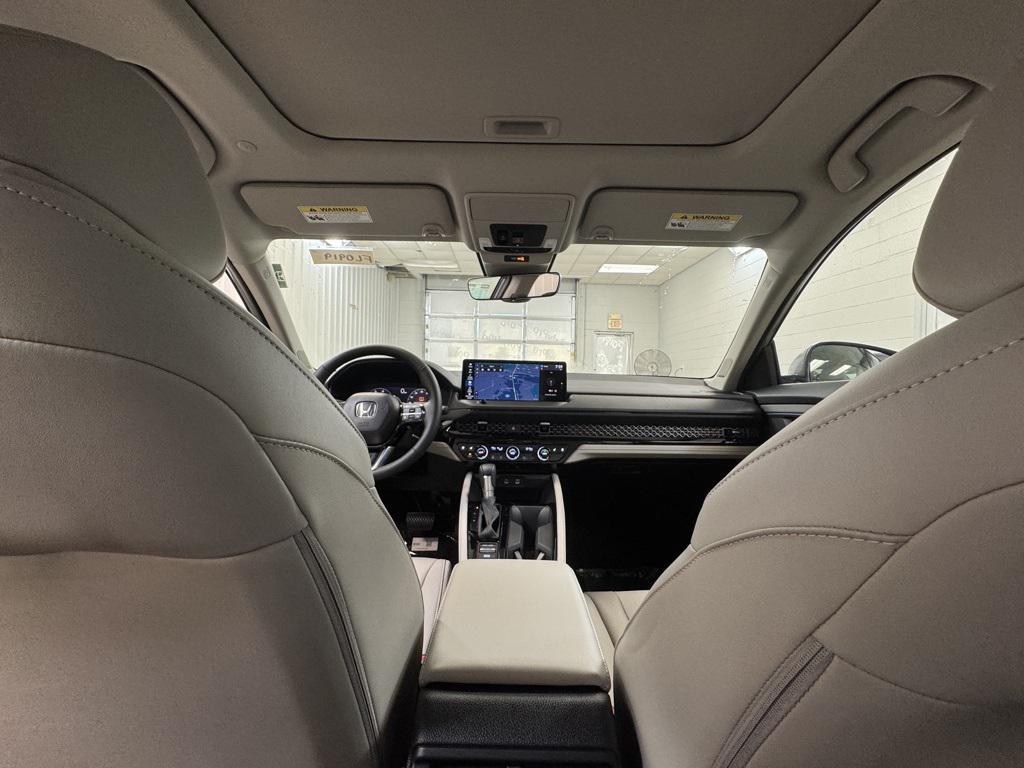 new 2025 Honda Accord Hybrid car, priced at $38,055