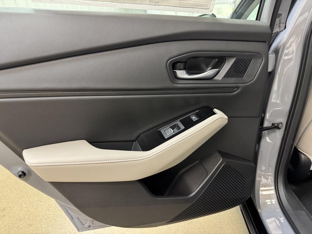 new 2025 Honda Accord Hybrid car, priced at $38,055