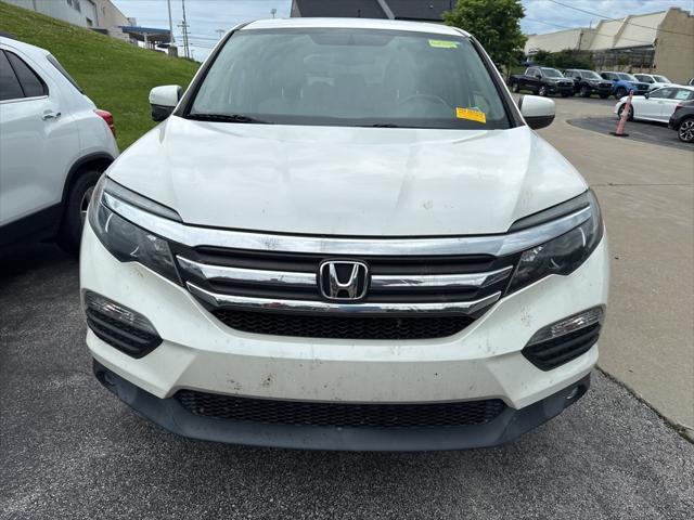 used 2017 Honda Pilot car