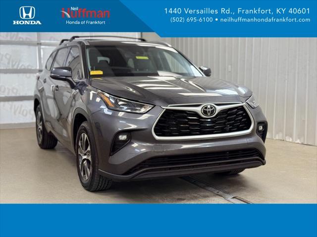 used 2022 Toyota Highlander car, priced at $36,181
