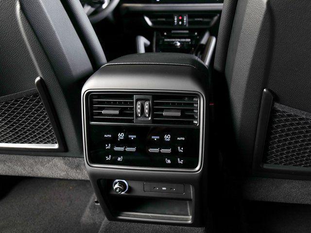 new 2025 Porsche Cayenne car, priced at $113,765