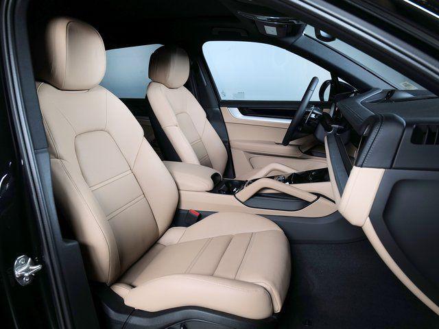 new 2025 Porsche Cayenne car, priced at $130,075