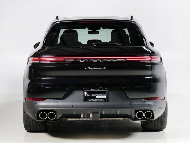 new 2025 Porsche Cayenne car, priced at $130,075