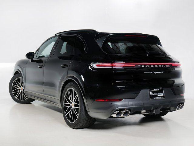 new 2025 Porsche Cayenne car, priced at $130,075