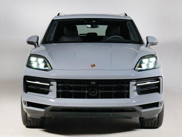 new 2025 Porsche Cayenne car, priced at $105,085