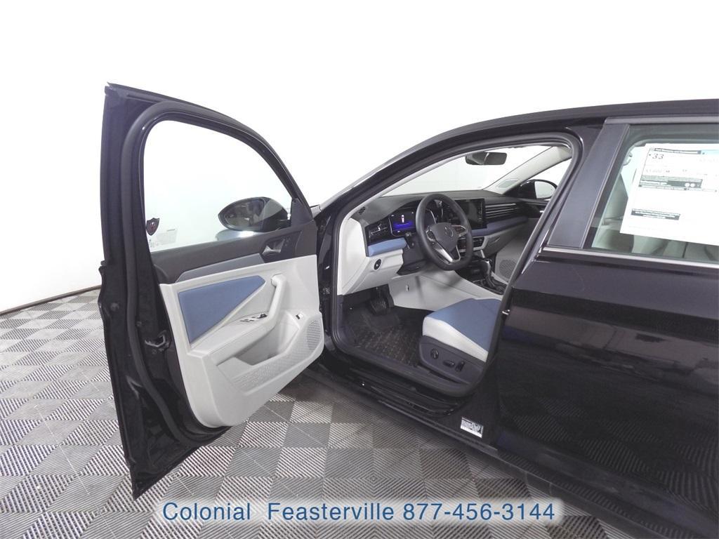 new 2025 Volkswagen Jetta car