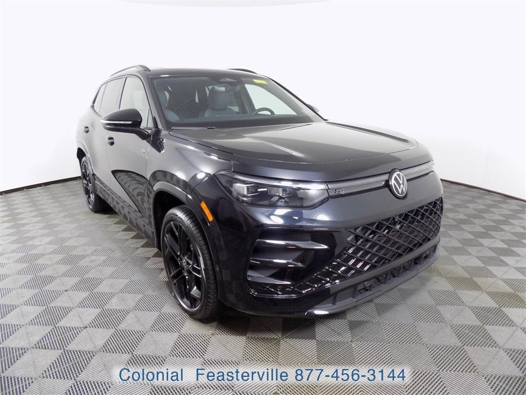 new 2025 Volkswagen Tiguan car, priced at $38,786