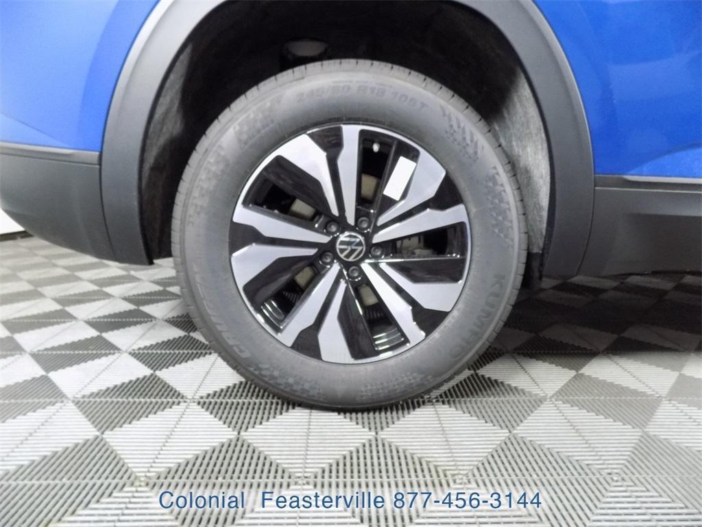 new 2026 Volkswagen Atlas Cross Sport car, priced at $42,130