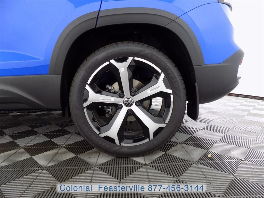 new 2025 Volkswagen Taos car, priced at $37,722