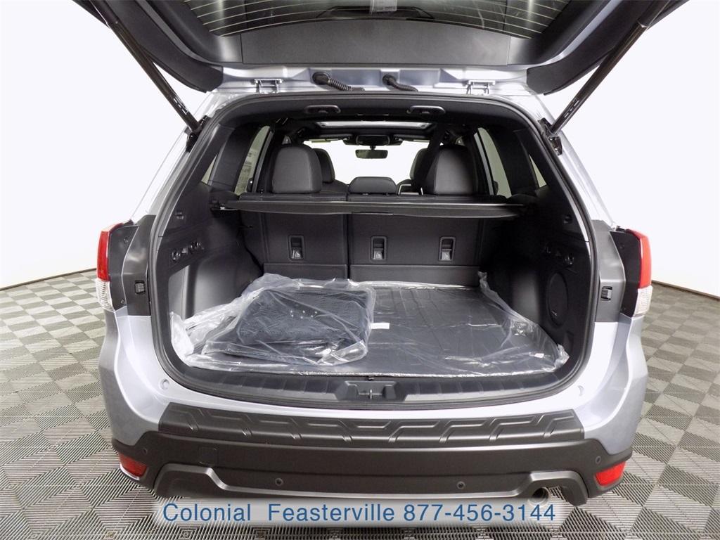 new 2025 Subaru Forester car, priced at $40,669