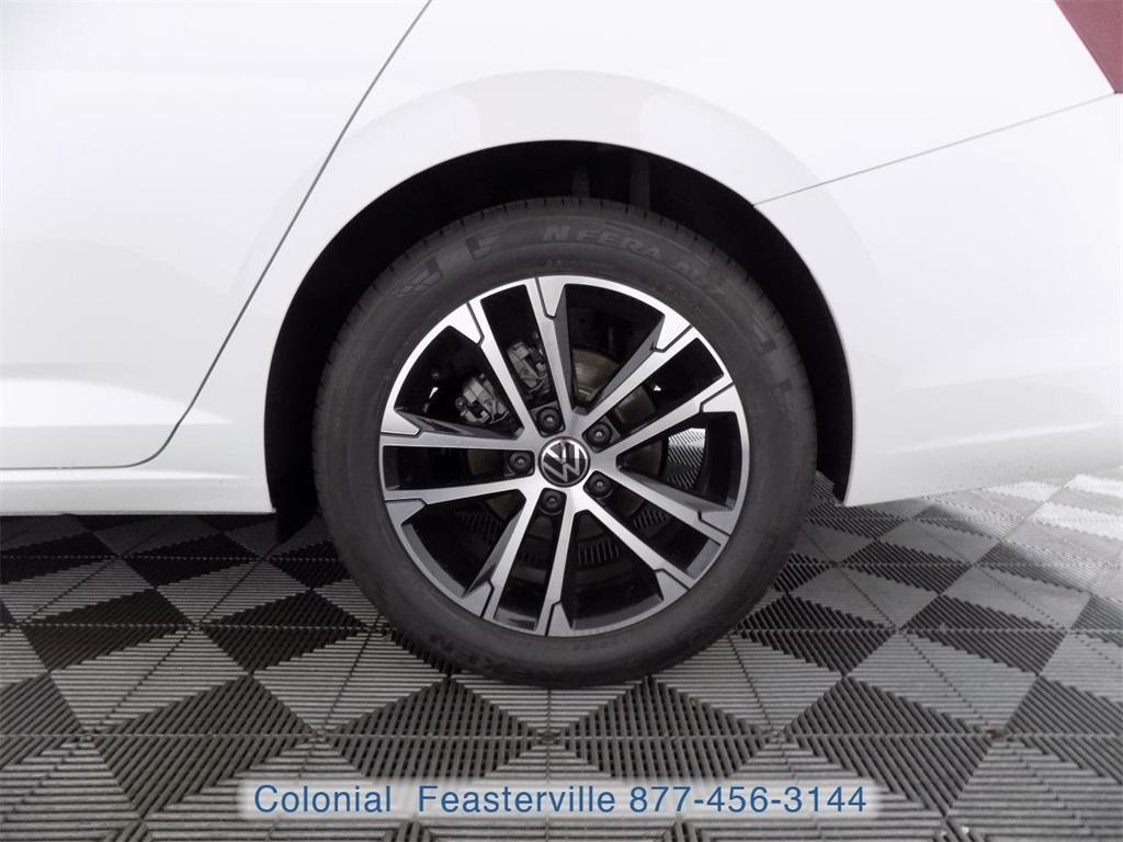 used 2025 Volkswagen Jetta car, priced at $21,822