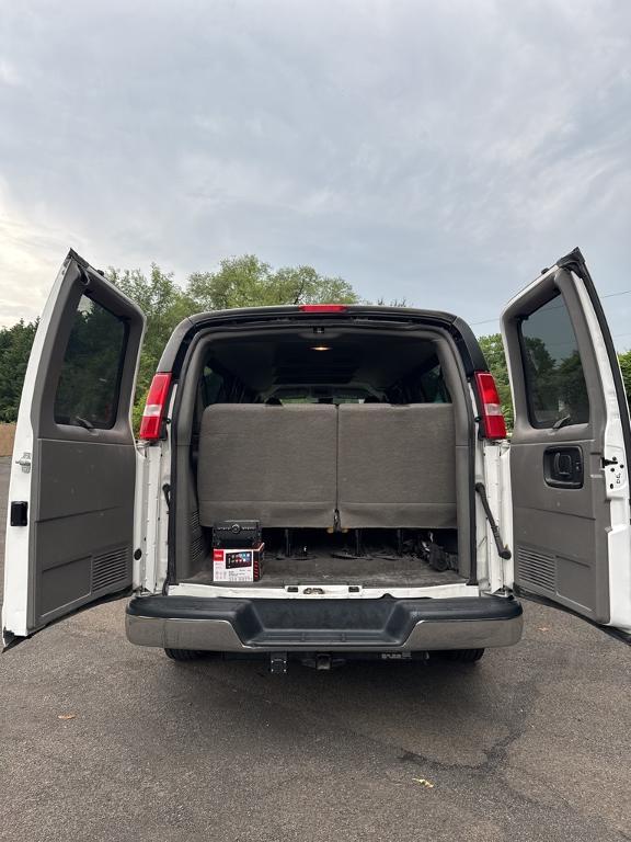 used 2019 Chevrolet Express 3500 car, priced at $24,422
