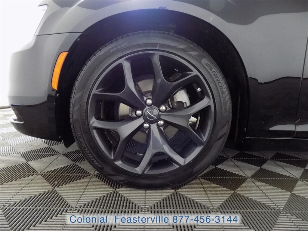 used 2022 Chrysler 300 car, priced at $22,722