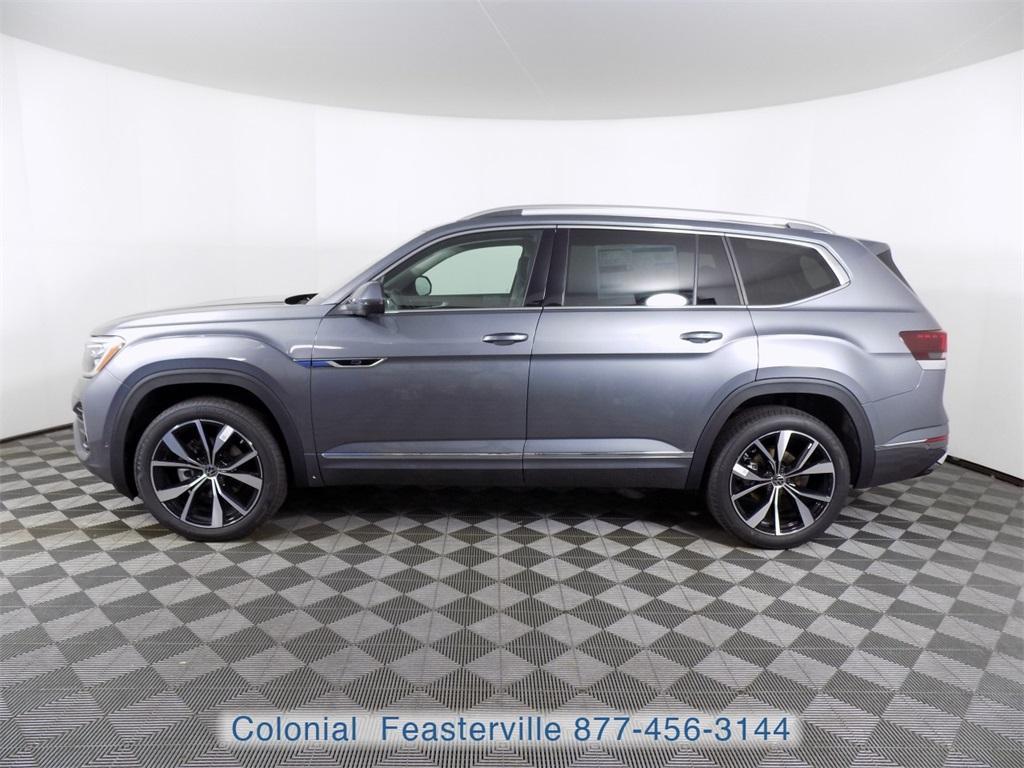 new 2025 Volkswagen Atlas car, priced at $55,136