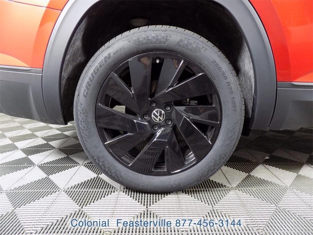new 2025 Volkswagen Atlas car