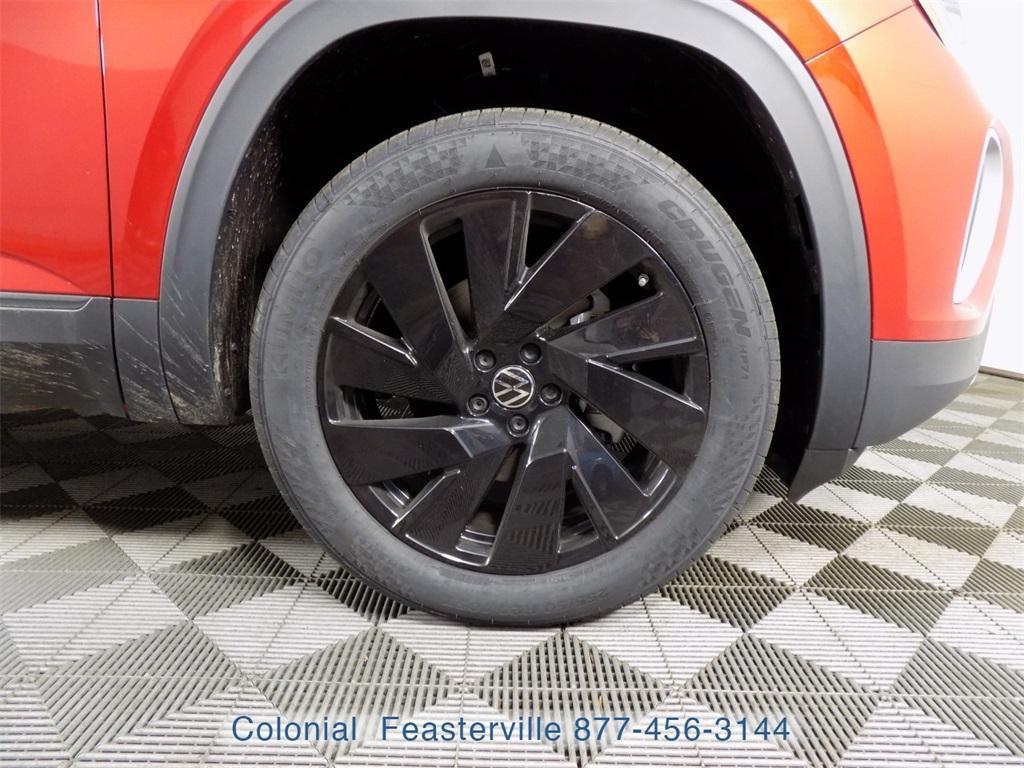 new 2025 Volkswagen Atlas car