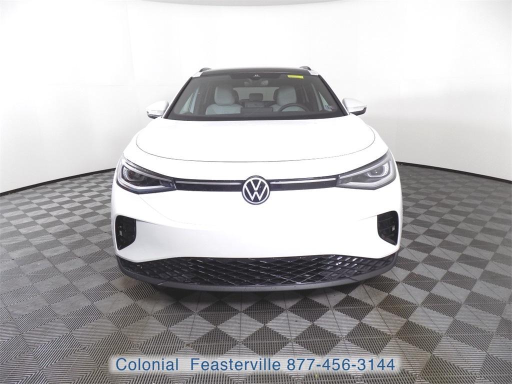 new 2025 Volkswagen ID.4 car, priced at $51,826