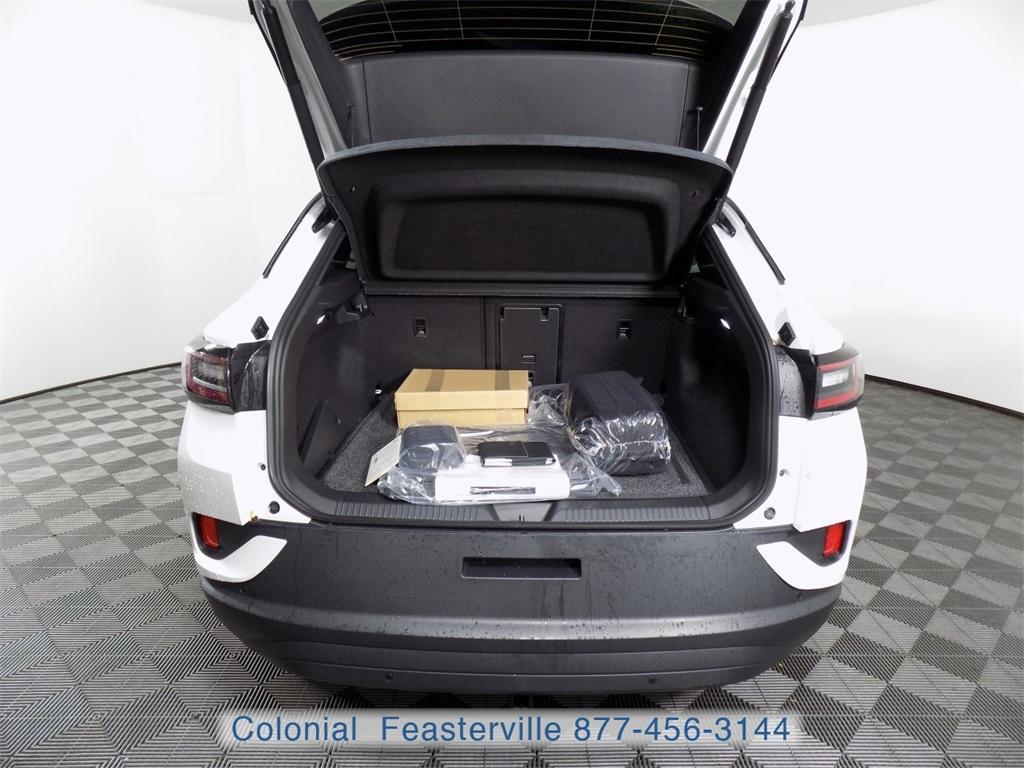 new 2025 Volkswagen ID.4 car, priced at $51,826