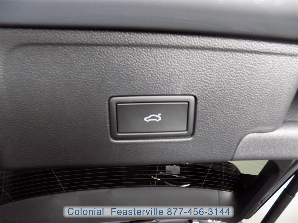 new 2026 Volkswagen Atlas Cross Sport car, priced at $46,938