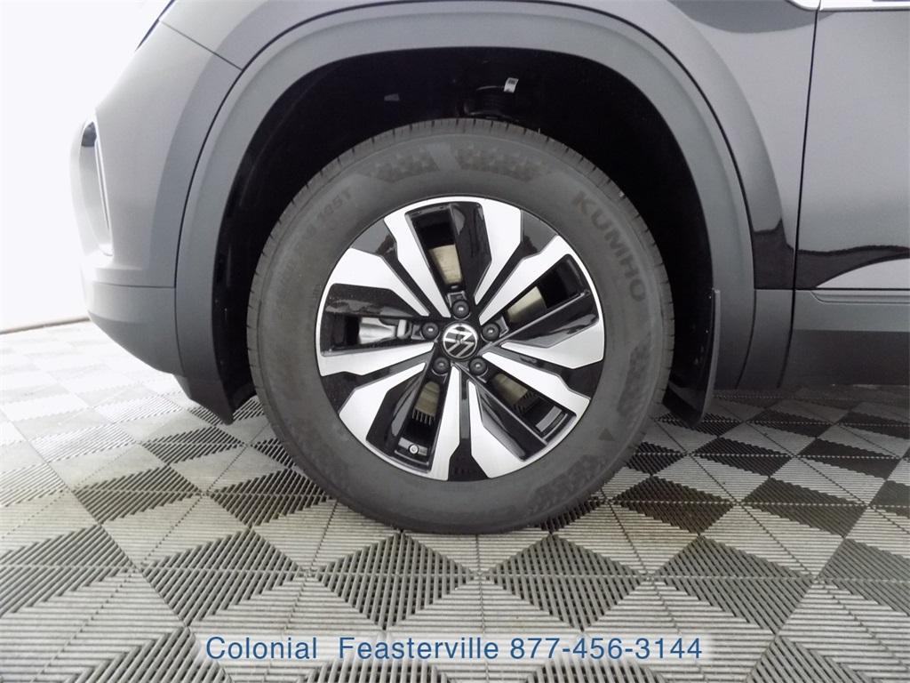 new 2025 Volkswagen Atlas Cross Sport car, priced at $37,955