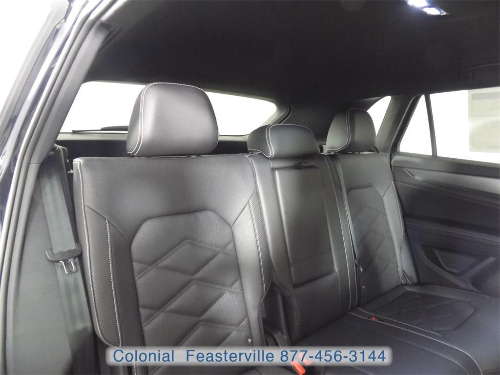 new 2025 Volkswagen Atlas Cross Sport car, priced at $37,955