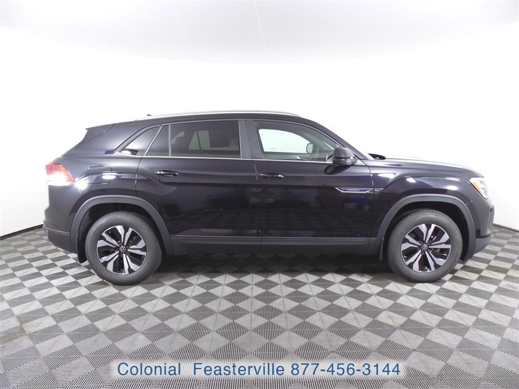 new 2025 Volkswagen Atlas Cross Sport car, priced at $37,955