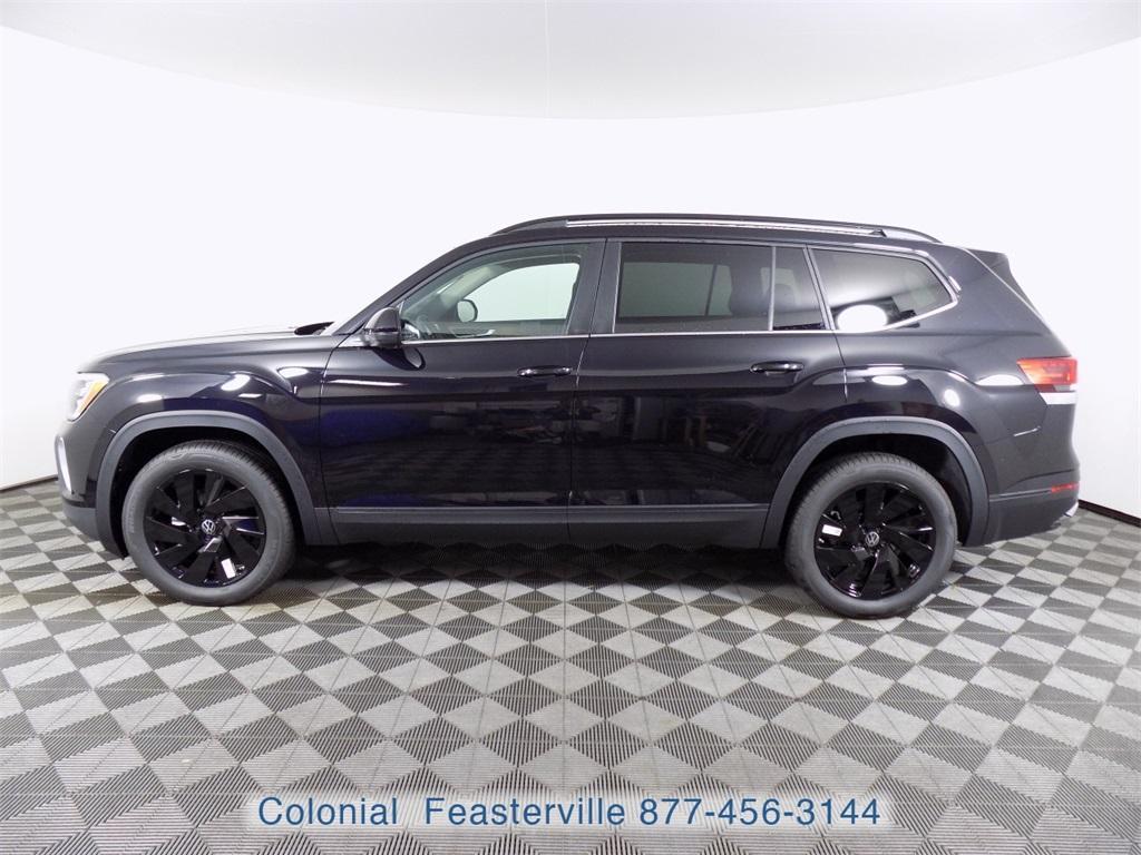 new 2025 Volkswagen Atlas car, priced at $44,422