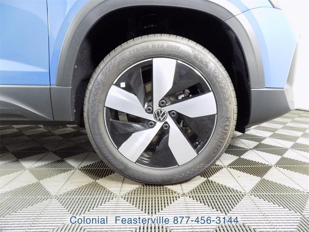 new 2025 Volkswagen Taos car, priced at $28,438
