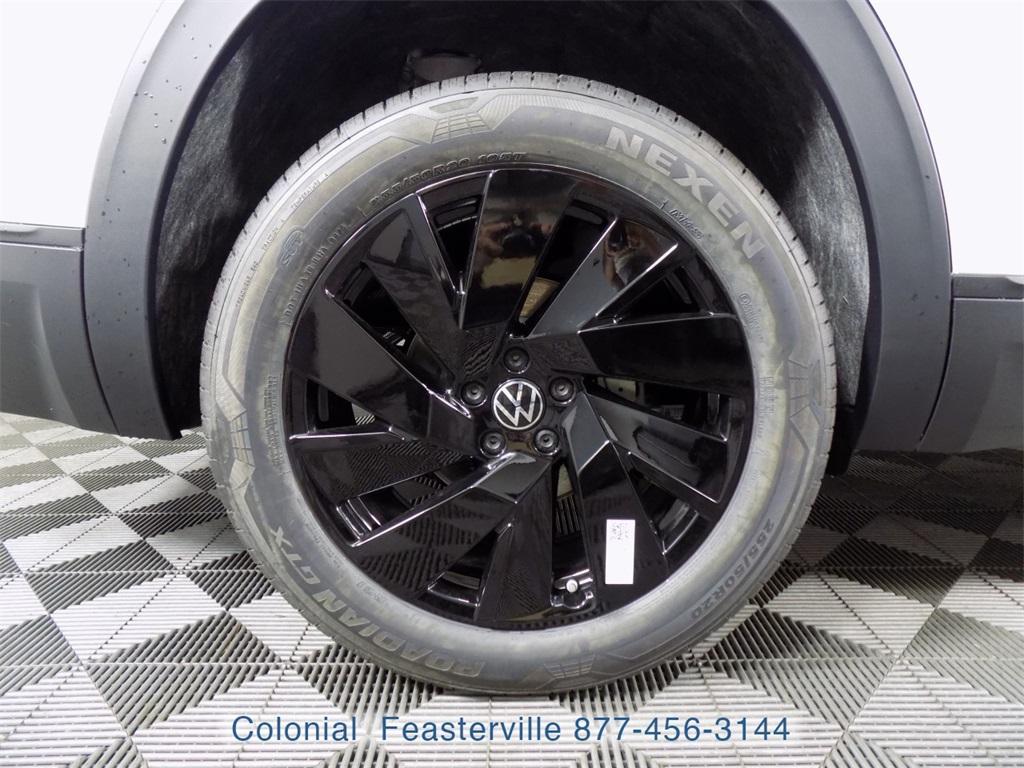 new 2026 Volkswagen Atlas car, priced at $49,651