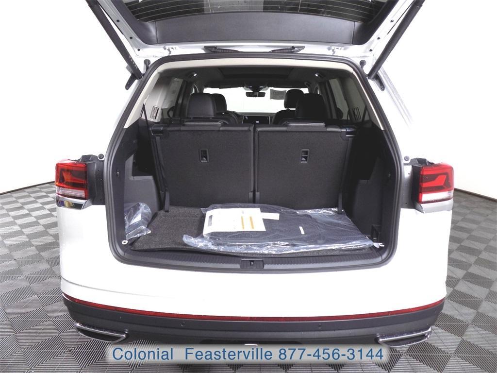 new 2026 Volkswagen Atlas car, priced at $49,651