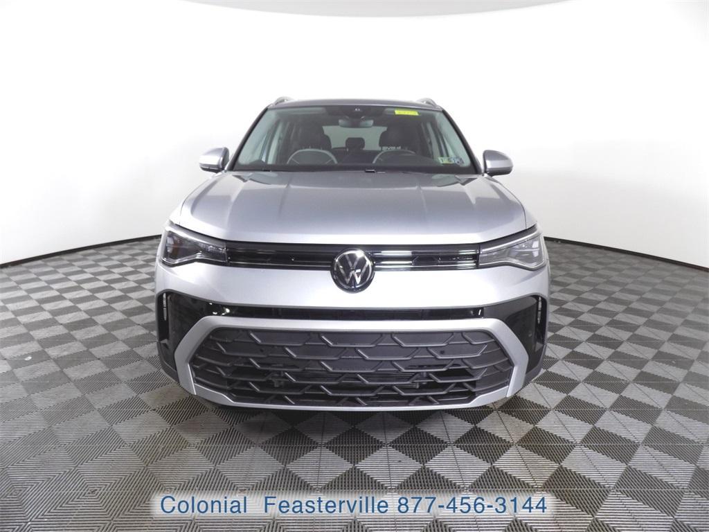 new 2025 Volkswagen Taos car, priced at $32,038