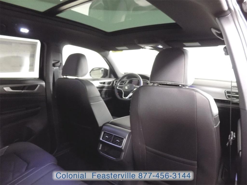 new 2026 Volkswagen Atlas Cross Sport car, priced at $48,167