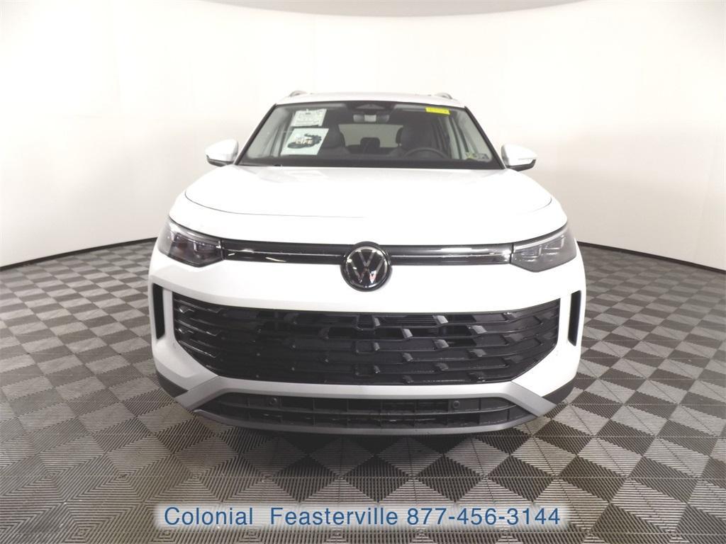 new 2025 Volkswagen Tiguan car, priced at $35,852
