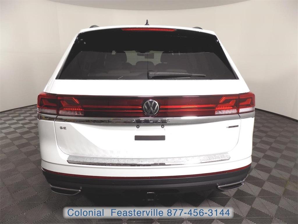 new 2025 Volkswagen Atlas car, priced at $45,687