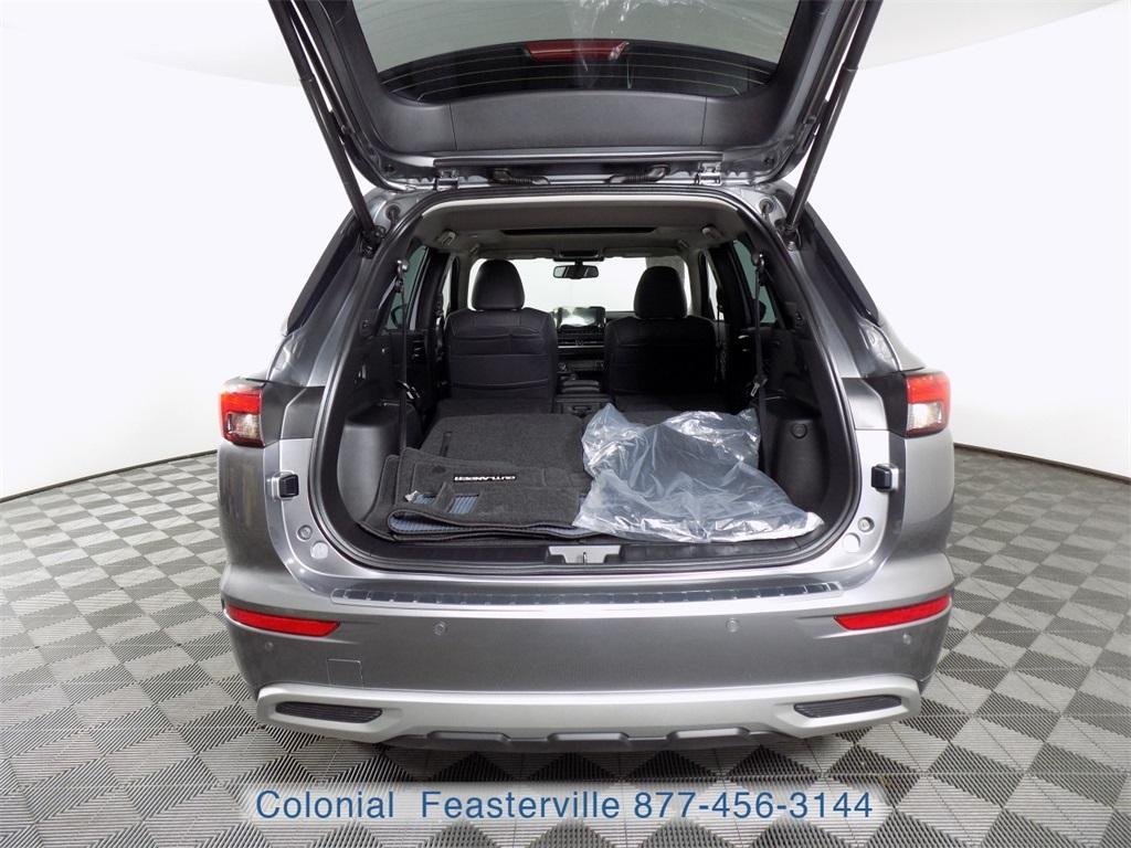 used 2023 Mitsubishi Outlander car, priced at $22,500