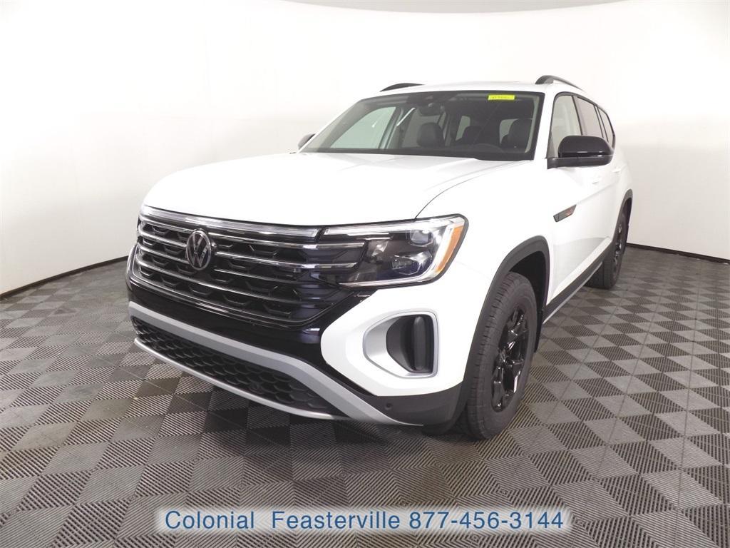 new 2025 Volkswagen Atlas car, priced at $45,093