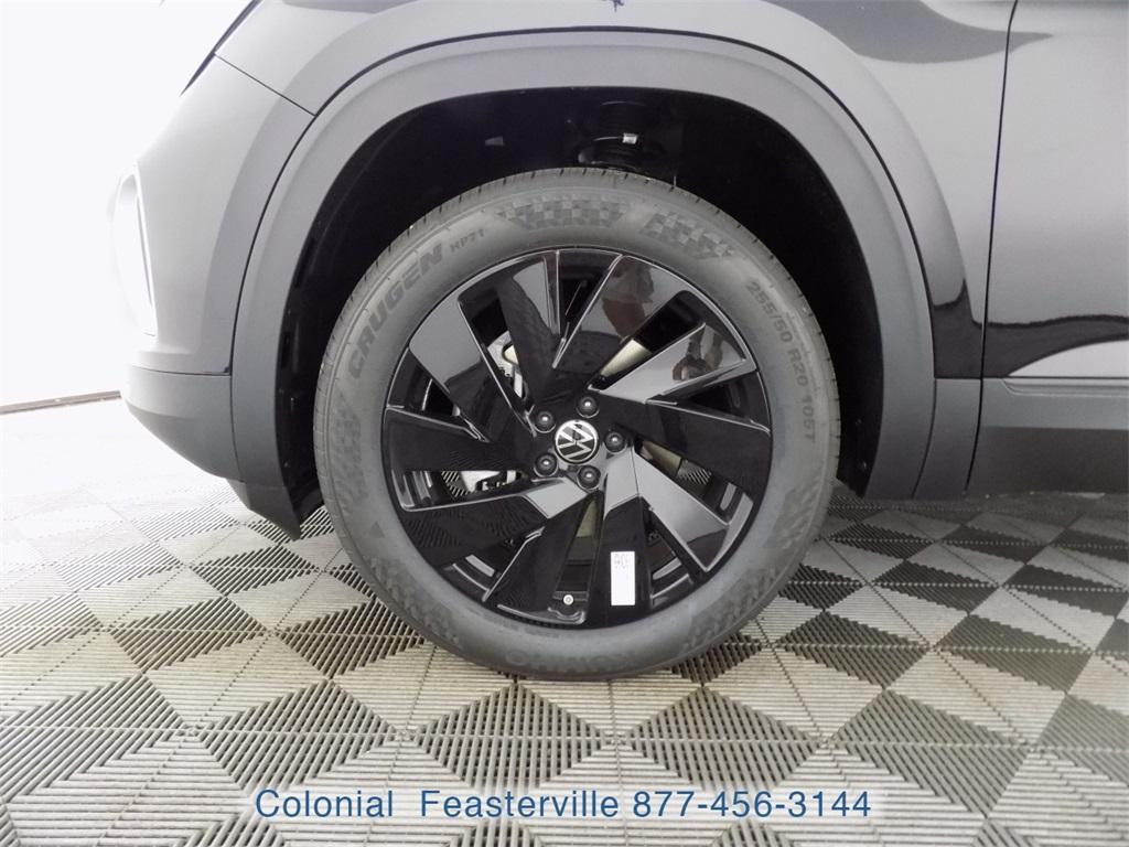 new 2025 Volkswagen Atlas car, priced at $46,817