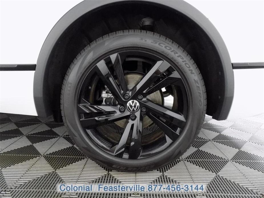 new 2024 Volkswagen Tiguan car, priced at $37,484