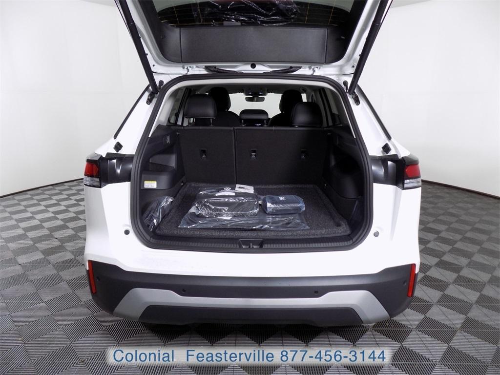 new 2025 Volkswagen Tiguan car, priced at $36,826