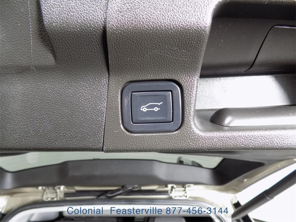 used 2022 GMC Acadia car, priced at $25,422