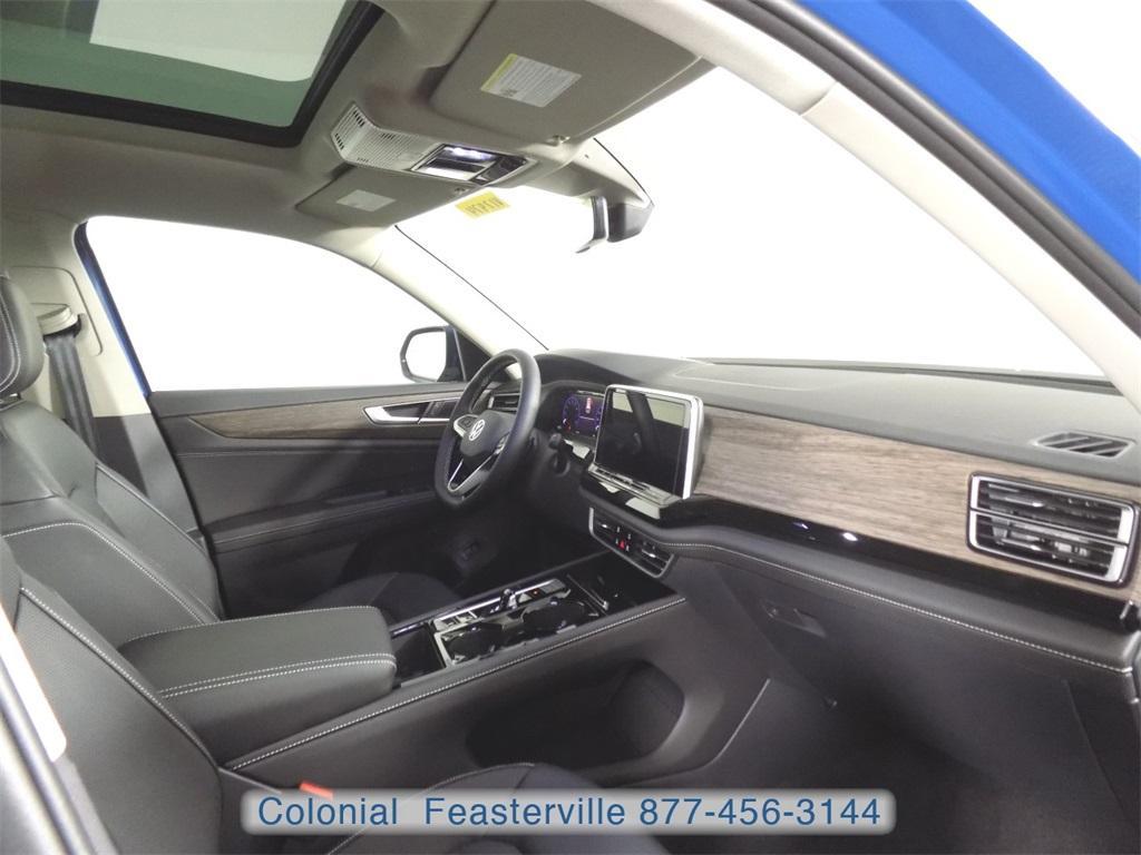 new 2025 Volkswagen Atlas car, priced at $47,485