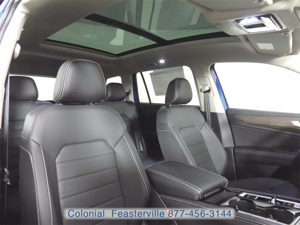 new 2025 Volkswagen Atlas car, priced at $47,485