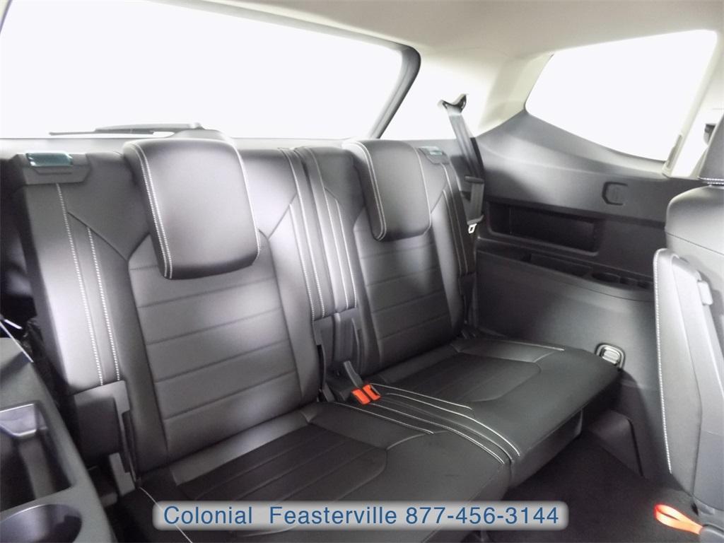 new 2025 Volkswagen Atlas car, priced at $47,485